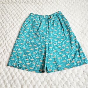 Vintage Lilly Pulitzer shorts, Size 6, Blue With Goldfish